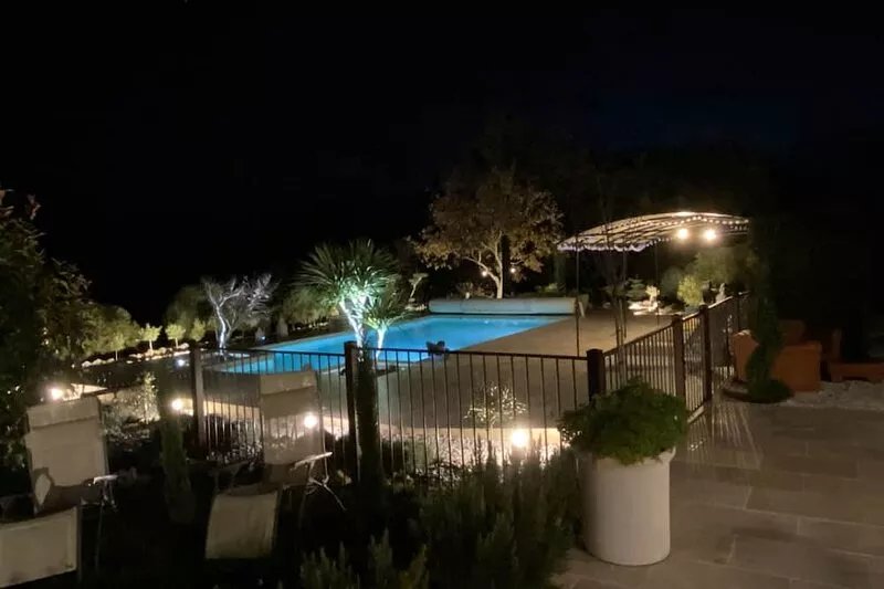 Provencal country house rental in Murs (Gordes) in the Luberon