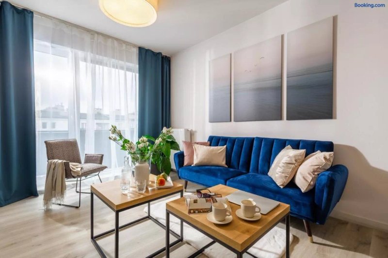 Deluxe Apartments By The Railway Station