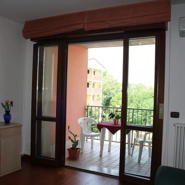 Casa Lilla apartment in the city center with large terrace and free parking