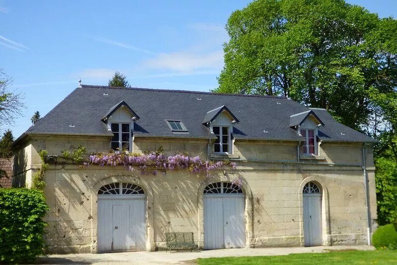 Cottages near Pierrefonds and Compiegne