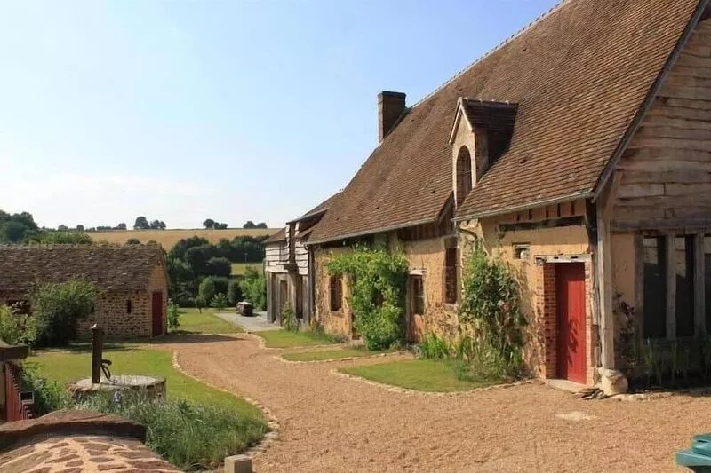 House with character in the Perche region, 2h from Paris