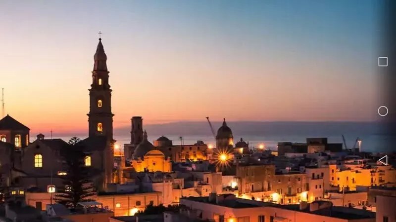 penthouse apartment in the center of Monopoli
