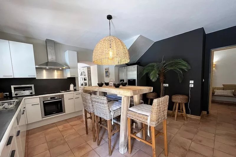 Villa Gigaro 4 bedrooms heated pool near beaches