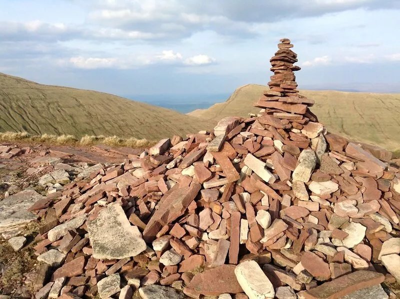 Home from Home surrounded by the Brecon Beacons