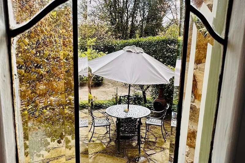 Torr Top Place - Peak District single level property. Great access and amenities