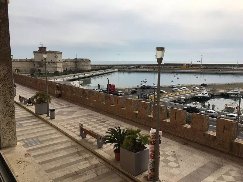 Wonderful waterfront apartment on the Port of Civitavecchia - Centro