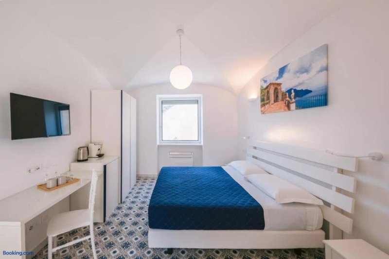 A Gradillo Holiday Rooms