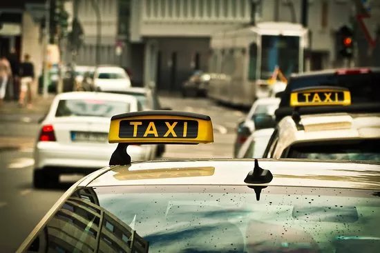 Adam TAXI online