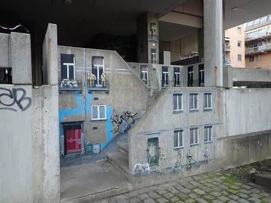 Jaune Mural