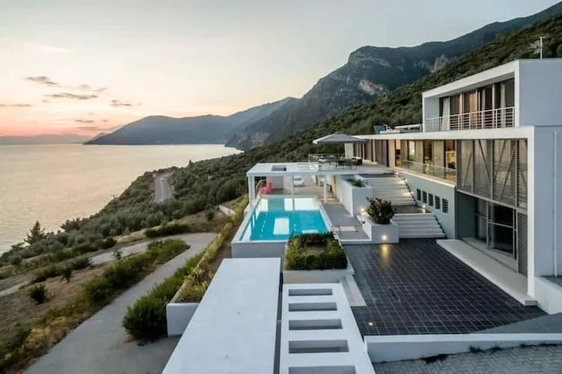 Super Luxurious Villa - 600m² - Up to 22 people