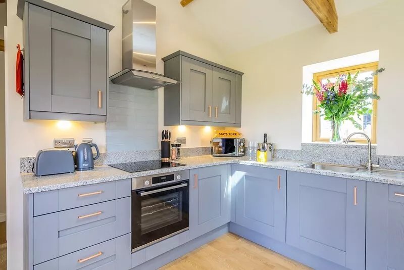 Brecks Farm - The Parlour -  a family break that sleeps 4 guests  in 1 bedroom