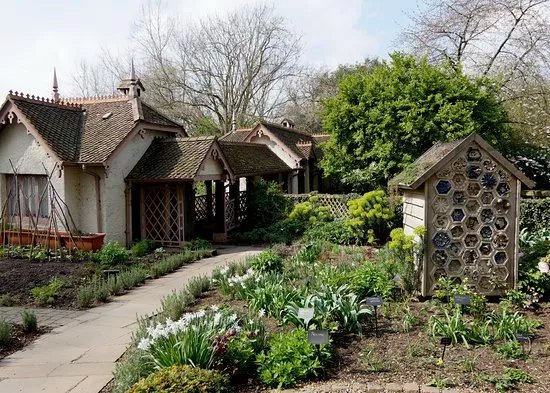 Duck Island Cottage Garden