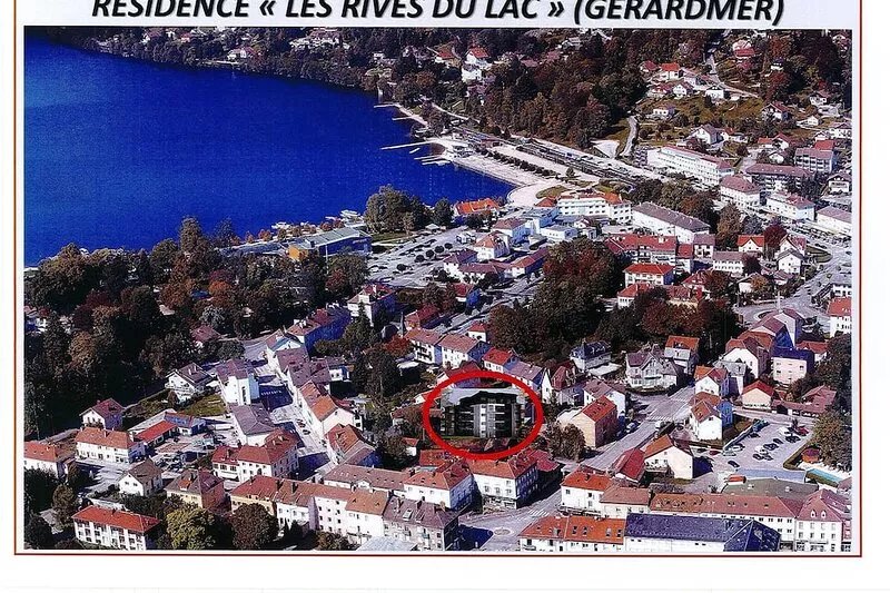 Between the lake and town center, 75 m², enclosed parking, terrace, elevator