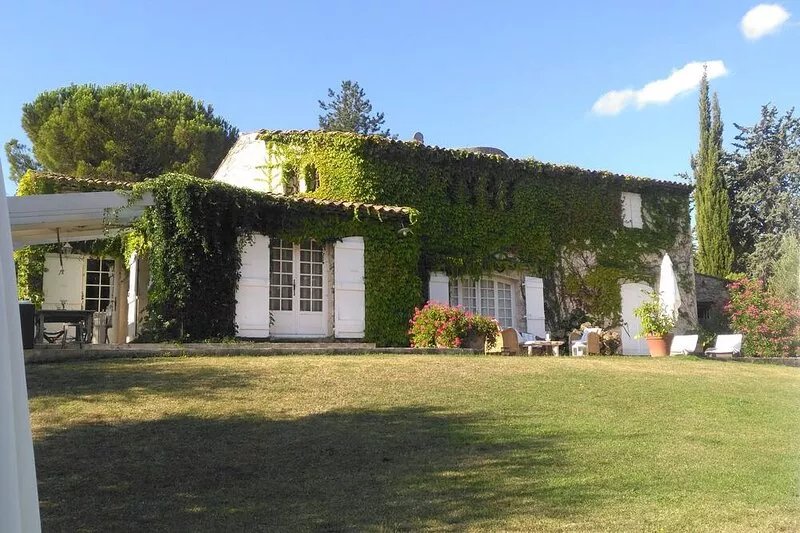 Cool Villa in the hills near Vence