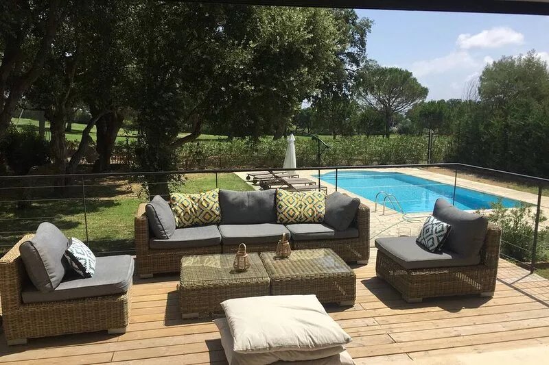 Beautiful renovated villa on Golf Beauvallon, with private heated pool  sea view