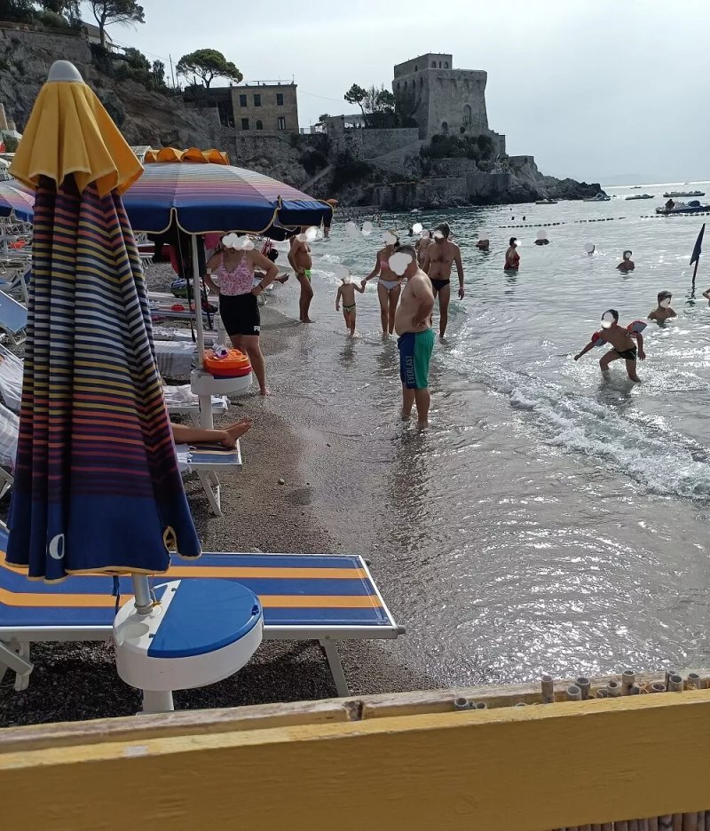 Spiaggia Cava Di Erchie