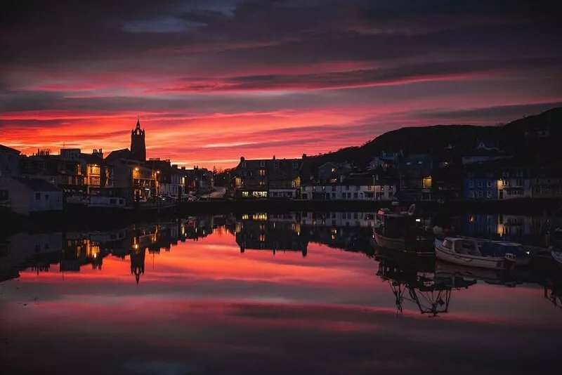 Beautiful cottage well off the beaten track, located in the heart of Kintyre.