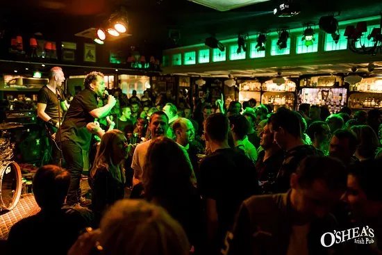 O'Sheas Irish Pub