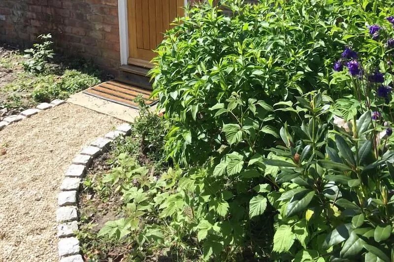 Superb Self contained 2 bedroom apartment