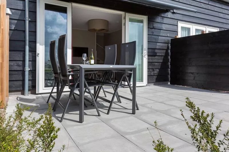 Luxury holiday home at the edge of Oostkapelle
