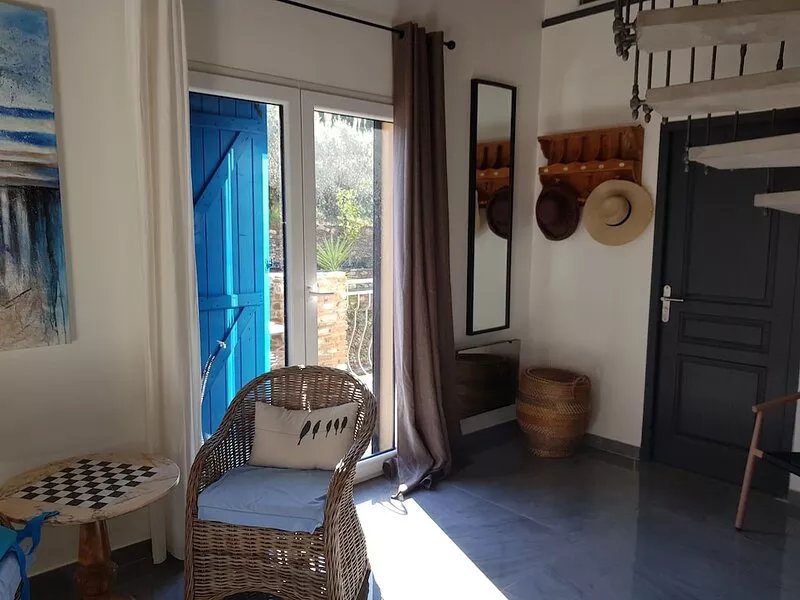 A FEW STEPS FROM THE SEA, MAS DES PORTALS CRIQUES MAGNIFICENT VIEW,