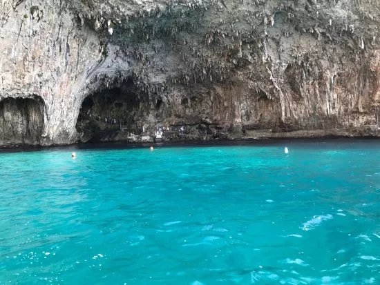 Onda blu S.r.l. (Castro)