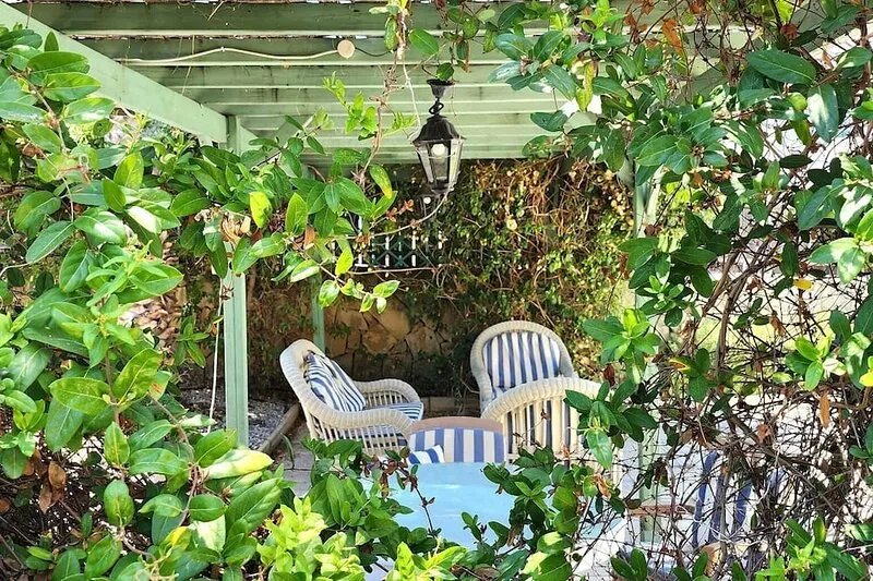 Immaculate 3 bedroom stone villa within walking distance to the sea