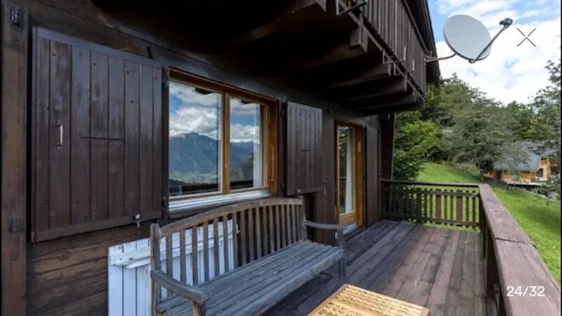 Beautiful private chalet in Valais in a ski resort