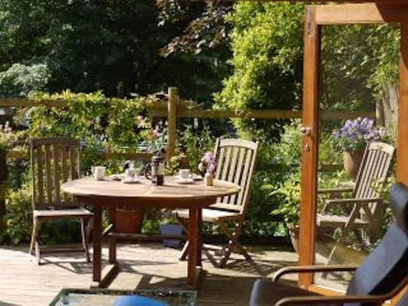 Beautiful, luxury two bedroom apartment, within easy reach of the city centre,