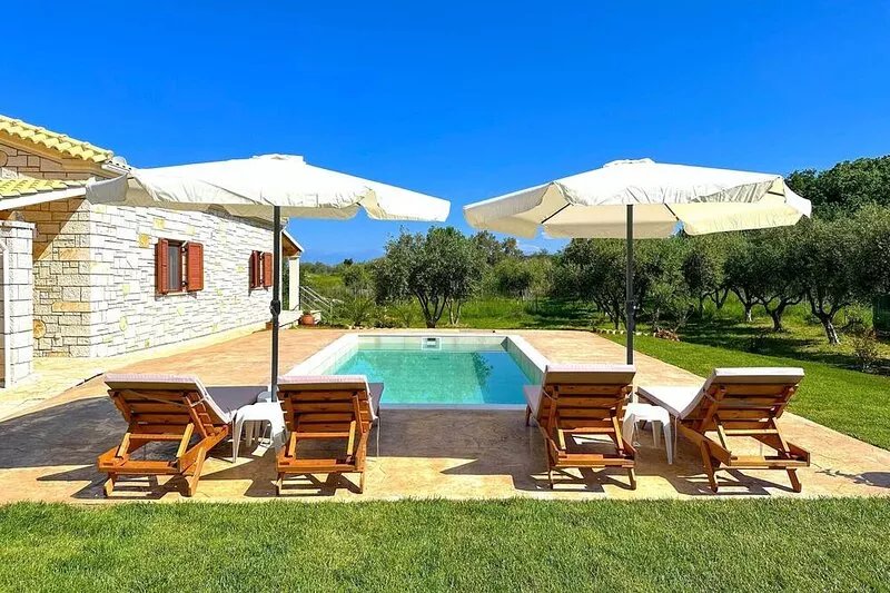 Family Retreat: Villa Sofia-Stella with Pool and BBQ Oasi