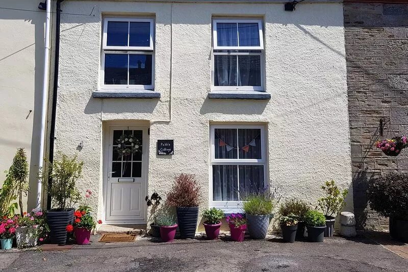 Walk to beach, village location, near Fowey and Eden Project