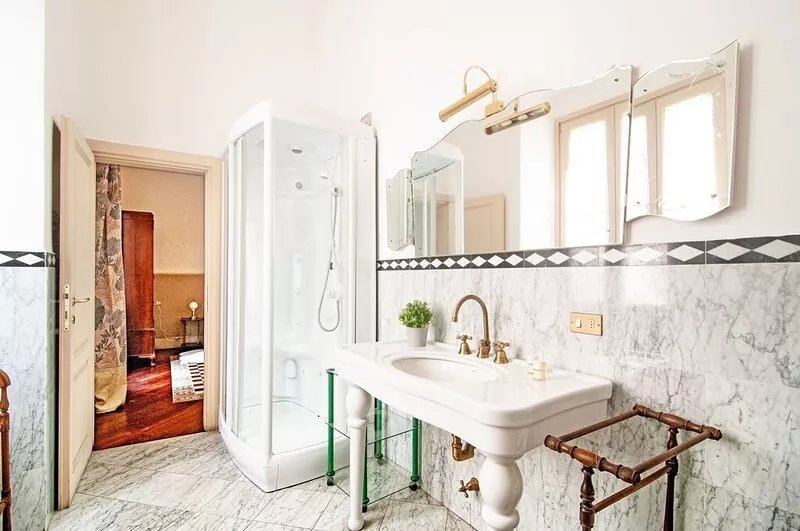 Kasamee Dream House - Hold Room