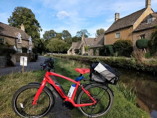 Cotswolds Bike Tours with Electric Bicycle