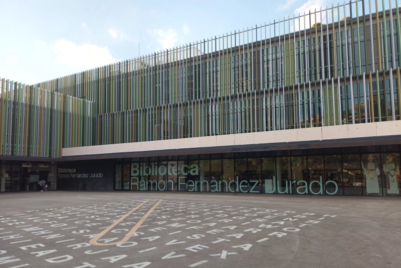 Biblioteca Ramon Fernandez Jurado