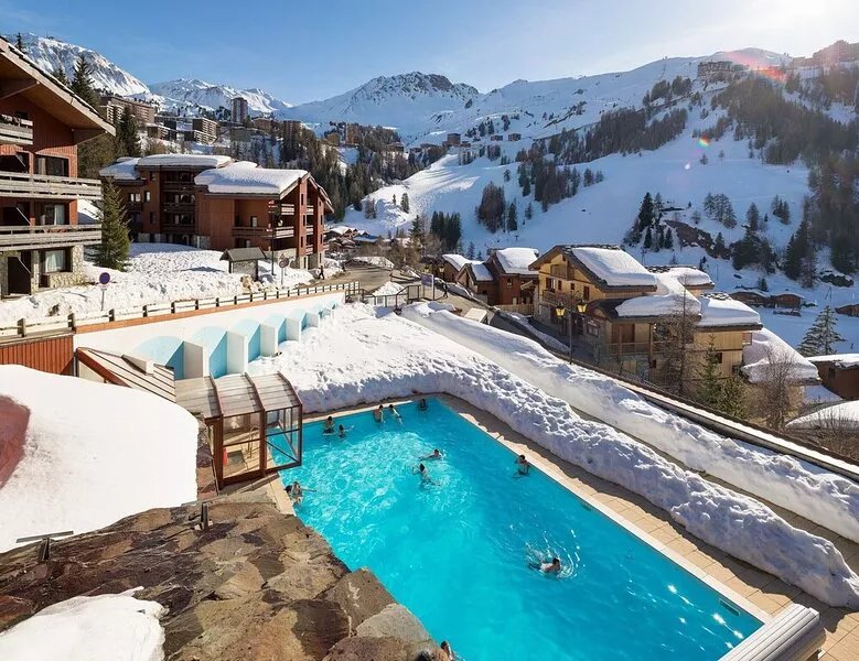 DUPLEX 3 STARS (pool / squash / 2park) 95 m2 11pers - 150 m from the slopes