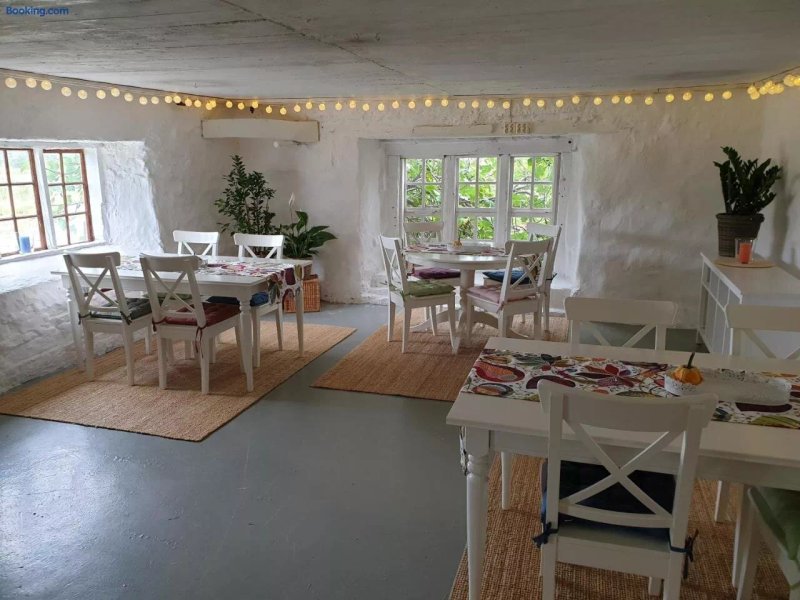 Marsjö Gård Bo & Yoga