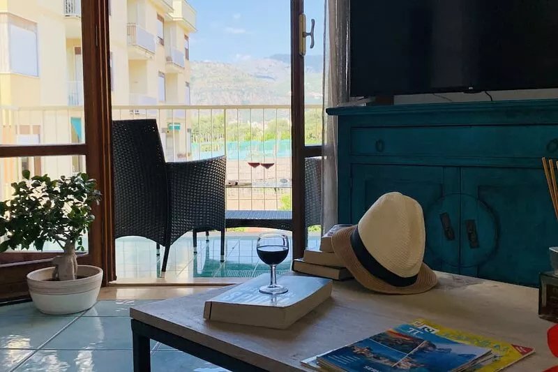Large apartment in the center of Sorrento with shared swimming pool