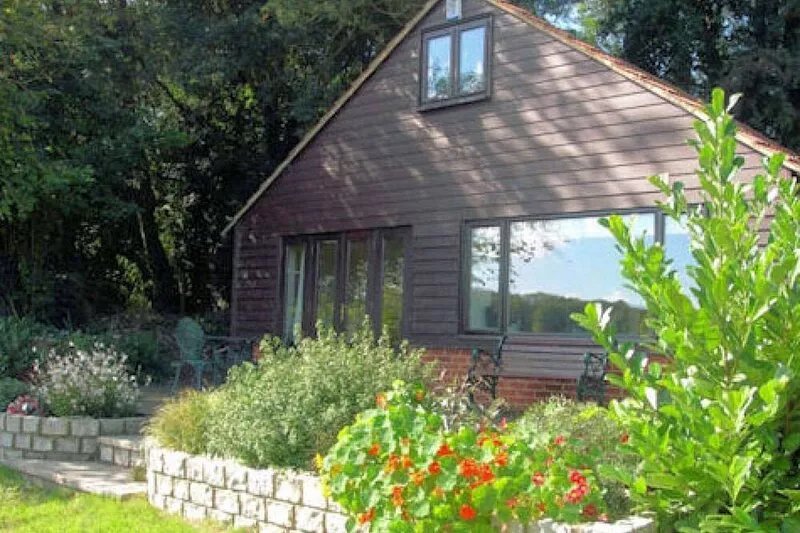 Ye Olde Chicken Shed - Quality Self Contained Cottage Style Accommodation