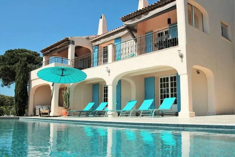 Luxury and comfortable villa with panoramic sea view, 220m2,  pool, south facing
