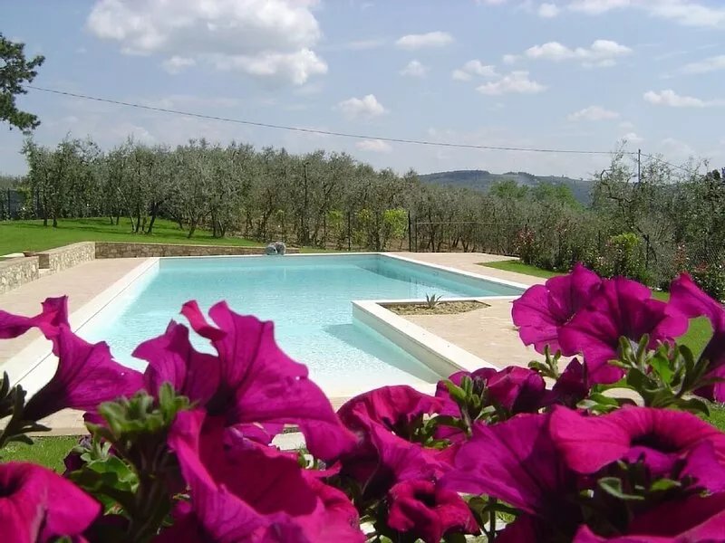 Lovely apartment on the sweetest hills!!!