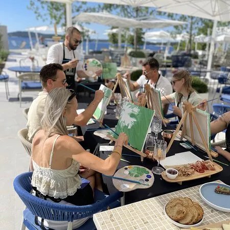 ARTAFERA Paint & more - Making Your Own Souvenir, Paint 'n Sip Class