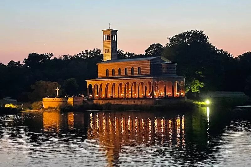 Sun-drenched apartment, new building 2019 lakes u. Forests not far from Potsdam