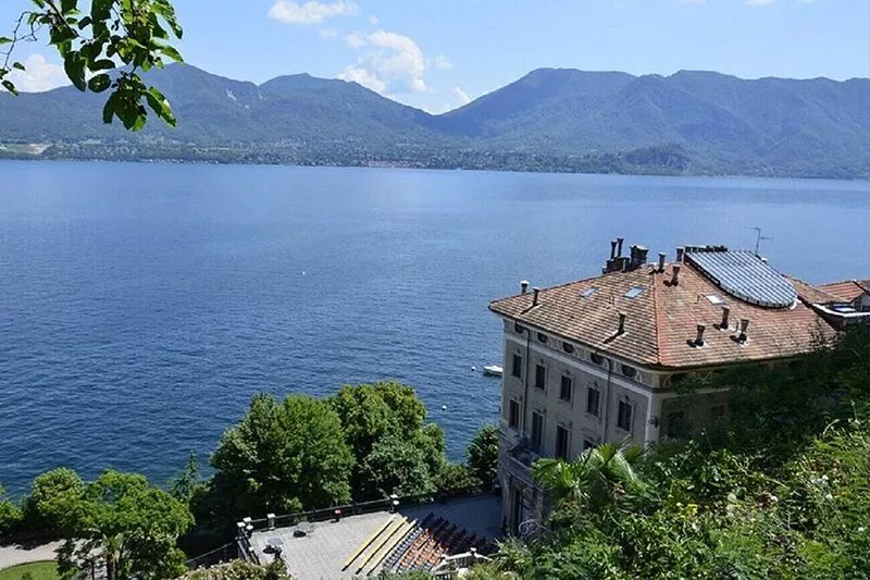 Gardenia apartment in Oggebbio with lake view