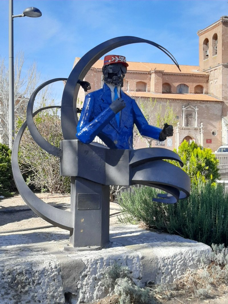 Monumento al Ferroviario
