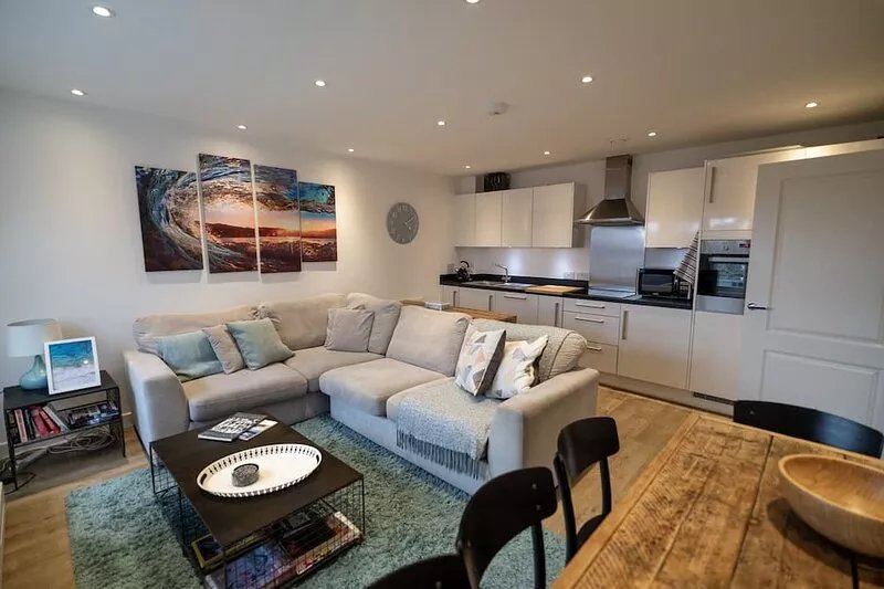 2 bed flat in Wandsworth/Balham modern/spacious light -boutique hotel