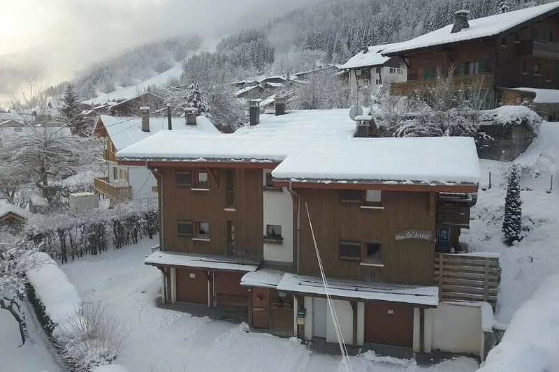 MORZINE CHALET APARTMENT 4/5 PEOPLE IN CENTRAL STATION ... ...