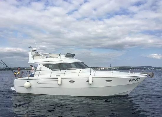 Tunaholic Fishing Charter