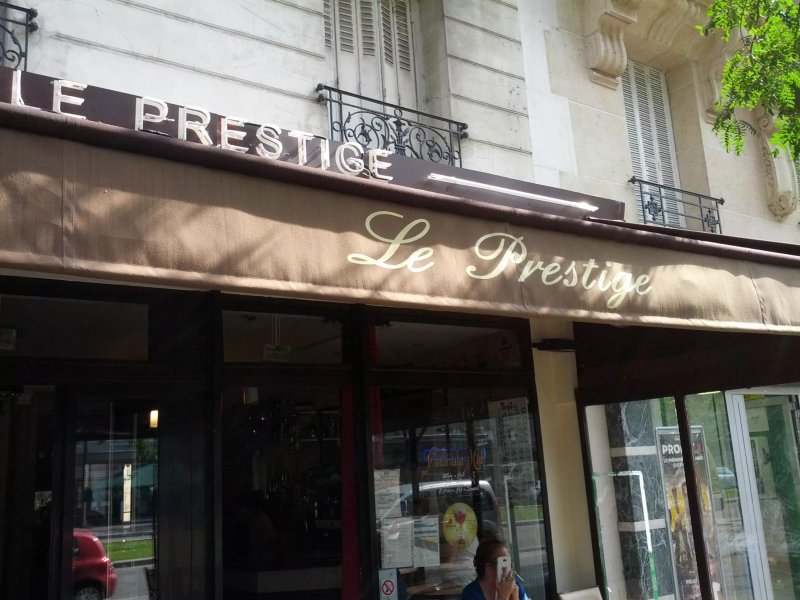Le Ciel Bleu Cafe, Bar & Brasserie