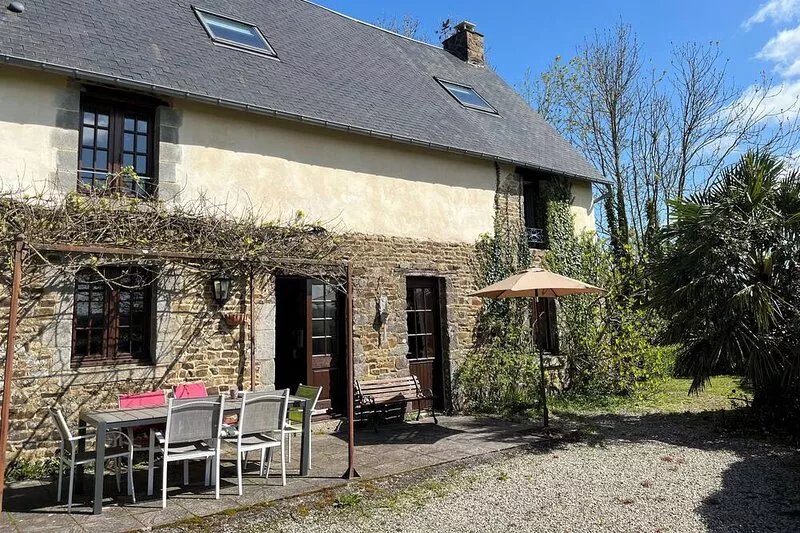 A charming, traditional cottage in Normandy