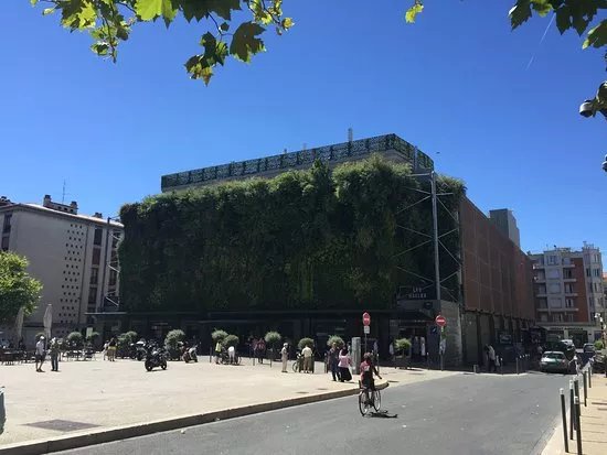 Avignon Les Halles